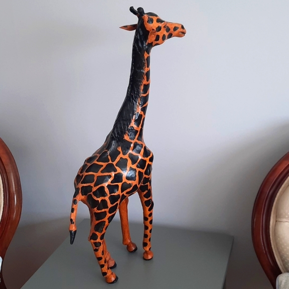 Giraffe statue - Picture 4 of 5